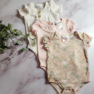 Baby Bodysuits Set in Cream, Pink, and Floral